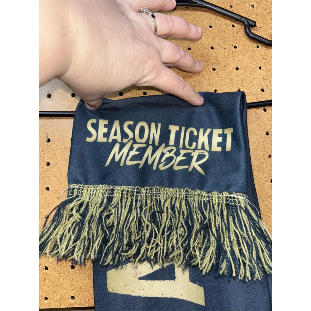 PHILADELPHIA UNION MLS SOCCER SEASON TICKET MEMBER KNIT SCARF
